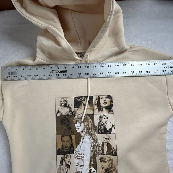 Taylor Swift The Eras Tour Womens Beige Drawstrings Neck Pullover Hoodie Medium - Picture 4 of 7